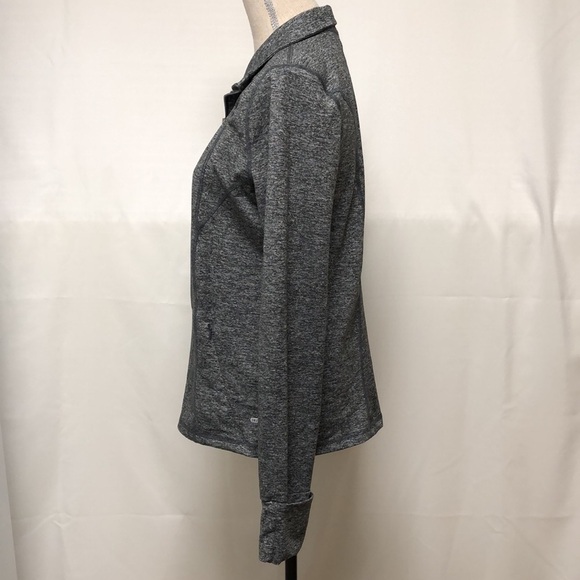 One Tooth Zippered Hoodie - Picture 5 of 9